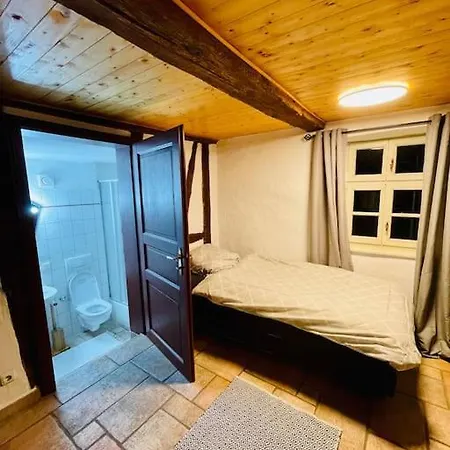 Apartment Zweibettzimmer Mit Eigenem Bad *